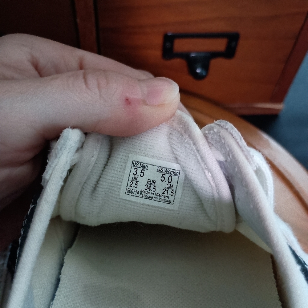 Vans White and Black Shoes - Picture 6 of 7